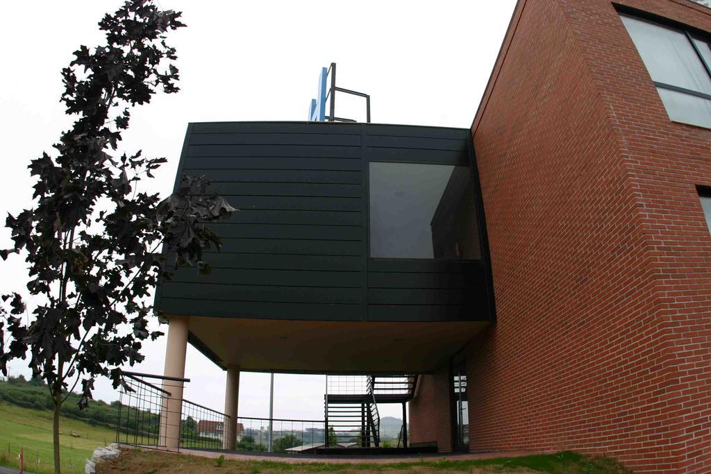 Puerta De Santillana Reocín Exterior foto