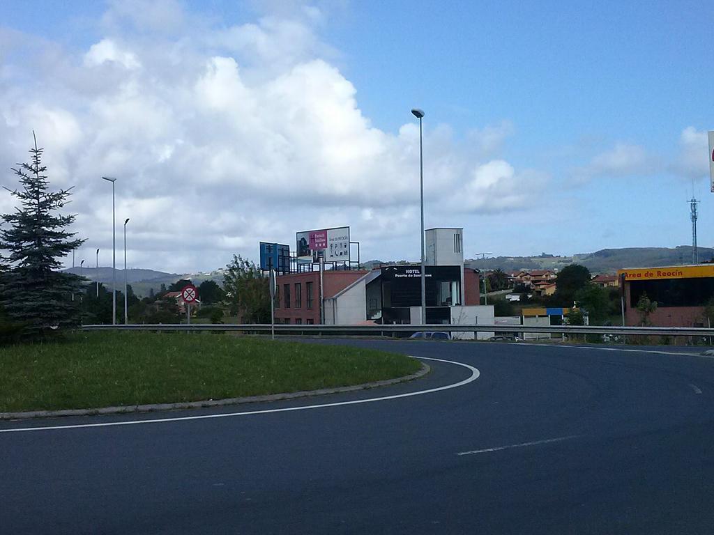 Puerta De Santillana Reocín Exterior foto